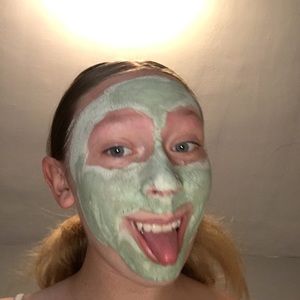 Meet your Posher, Gina